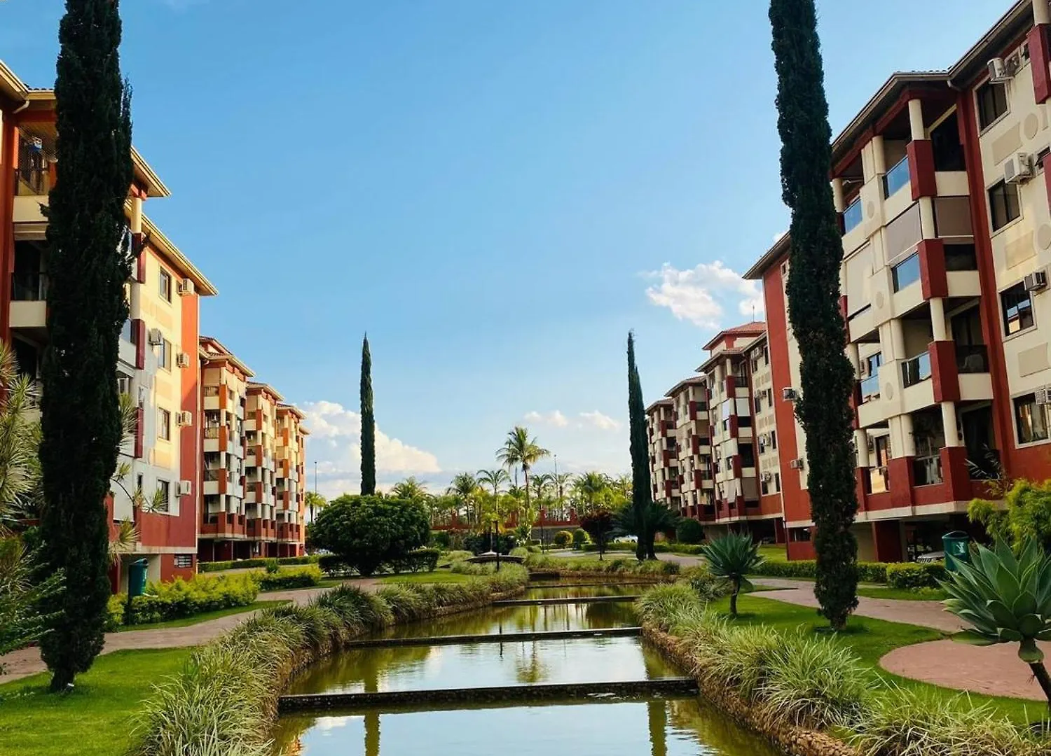 Flat Beira Lago No Centro De Bsb Brasilia Apartment