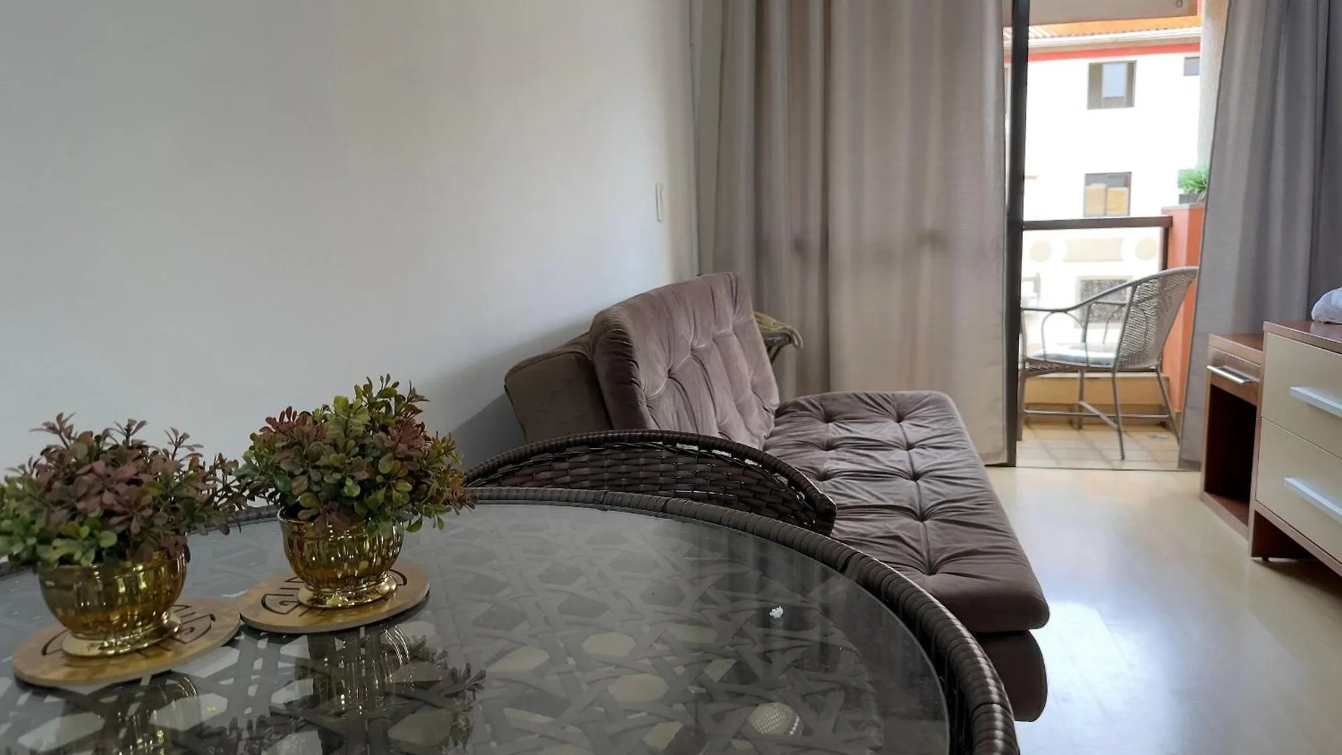 Flat Beira Lago No Centro De Bsb 巴西利亚 公寓